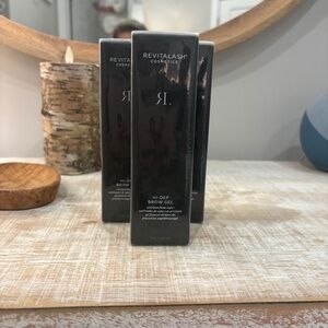 Hi-Def Brow Gel color Clear